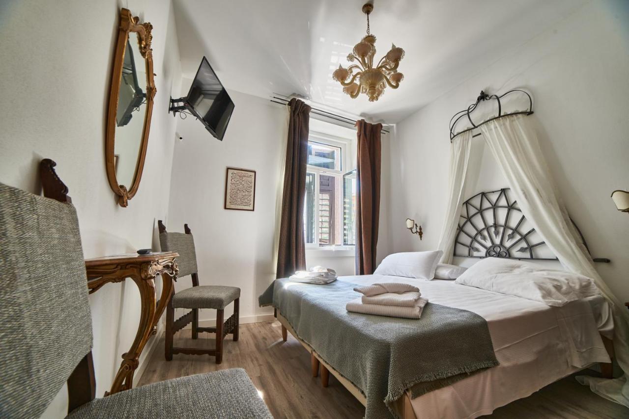 Rooms Alla Loggia Del Castello Trento Eksteriør bilde